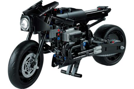 LEGO Technic The BATMAN- BATCYCLE Schaalmodel Motor Bouwkit - 42155